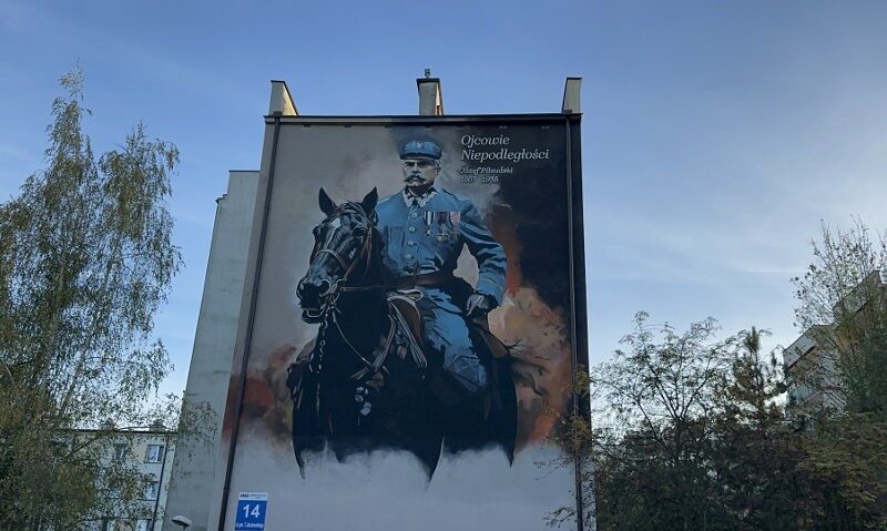 mural-patriotyczny-widok-wcalej-okazalosci